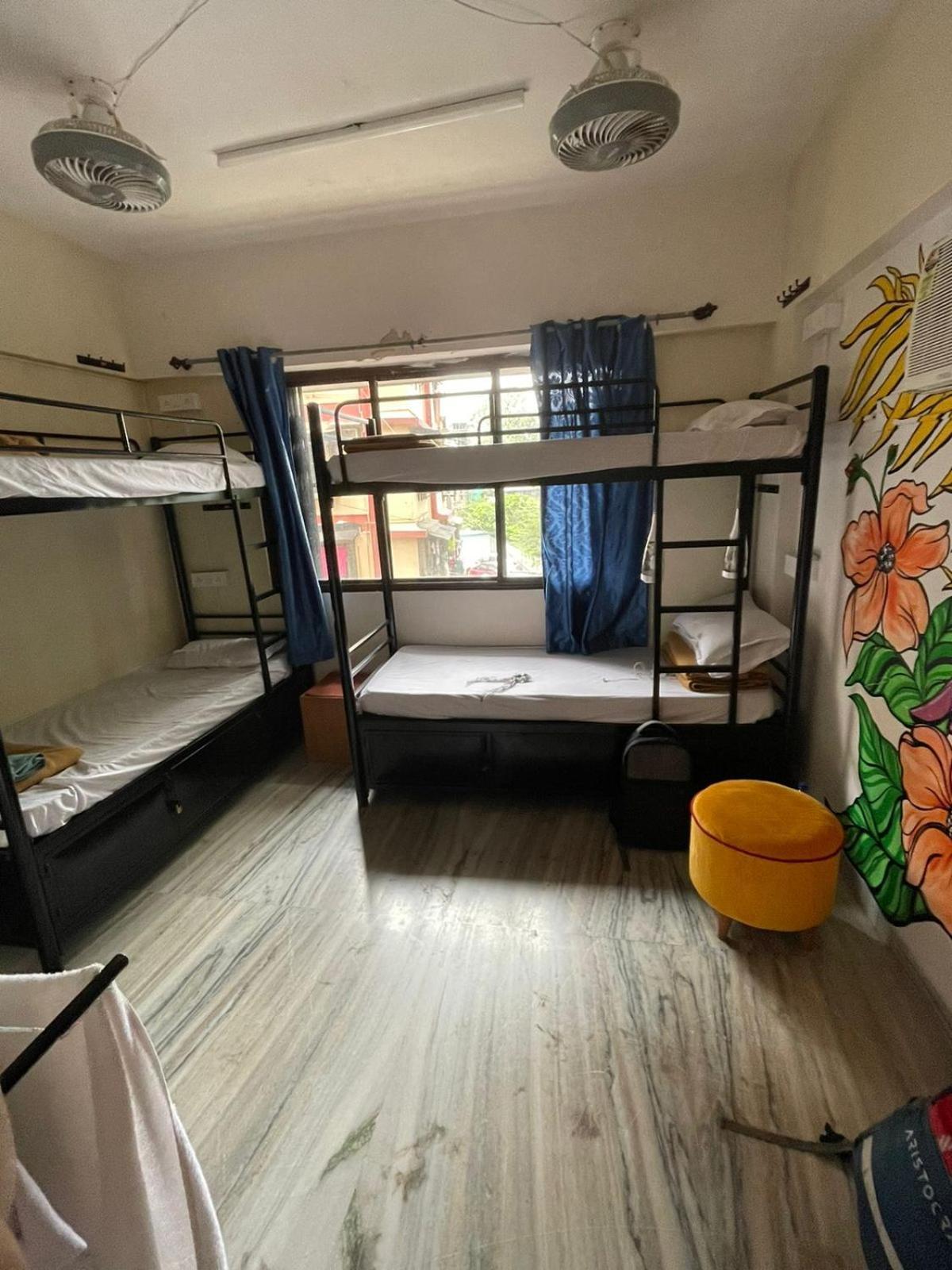 Krazy Solo Hostel Bombay Esterno foto
